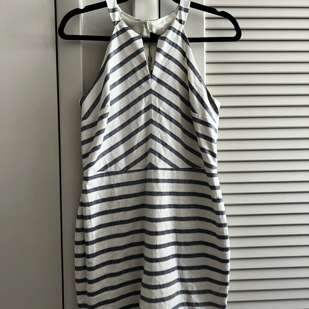 Stripe Halter‎ Sheath Dress - Picture 3 of 6